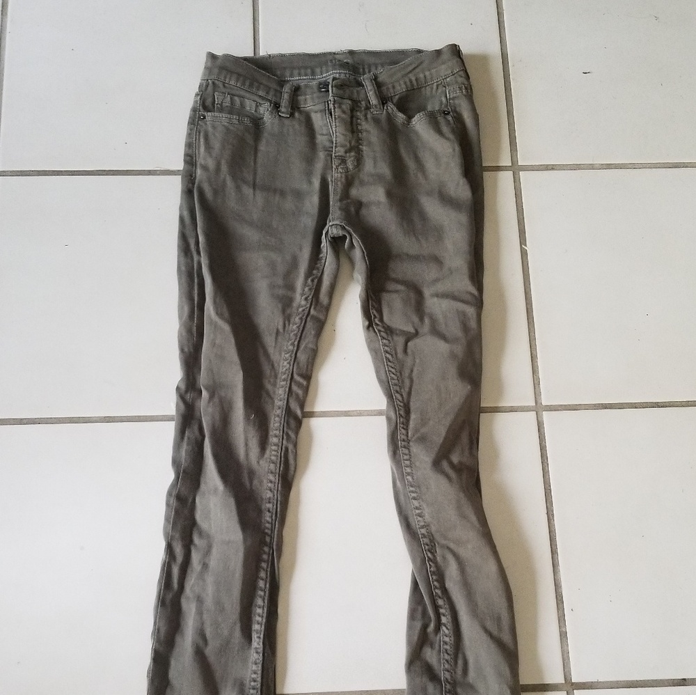 Urban Outfitters BDG  skinny leg jeans